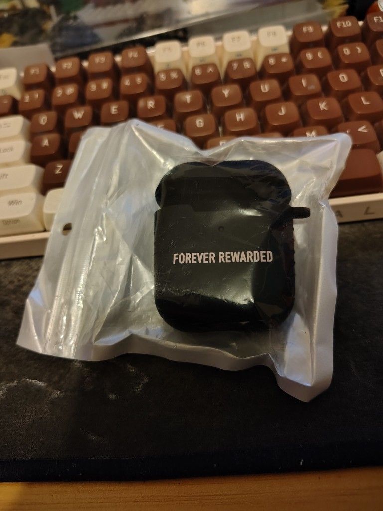Forever 21 Rewards 1st Gen Airpods Case