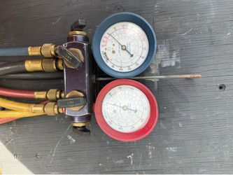 Yellow Jacket 4-Port Refrigeration Manifold & Hose Set