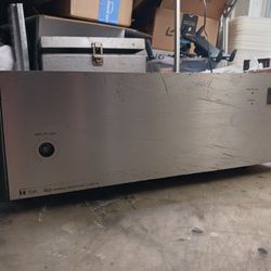 TOA 900 Series Amplifier P-924A