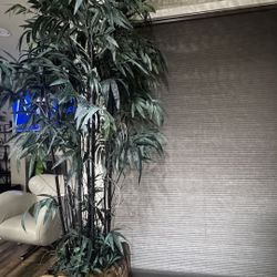 10 Ft Tall Artificial Plant  Bamboo Tree With Bamboo Base.  Great For Home Or Commercial Retail Decor