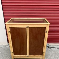 Glass And Wood Cabinet 