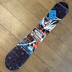146cm Nitro Snowboard 