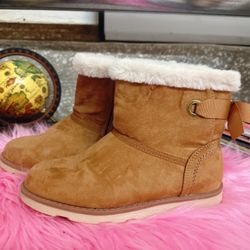 Batch Of Kids Shoes Clearance 