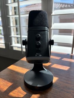 USB Desktop Condenser Microphone with Stand Gamer