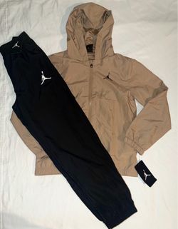 Jordan Boys Youth 2pc Hooded Windbreaker Track Set - Medium