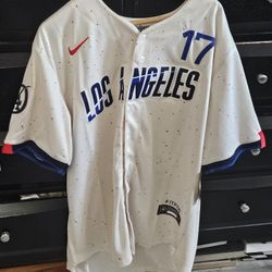Los Angeles Dodgers Shohei Ohtani City Connect jersey Size L