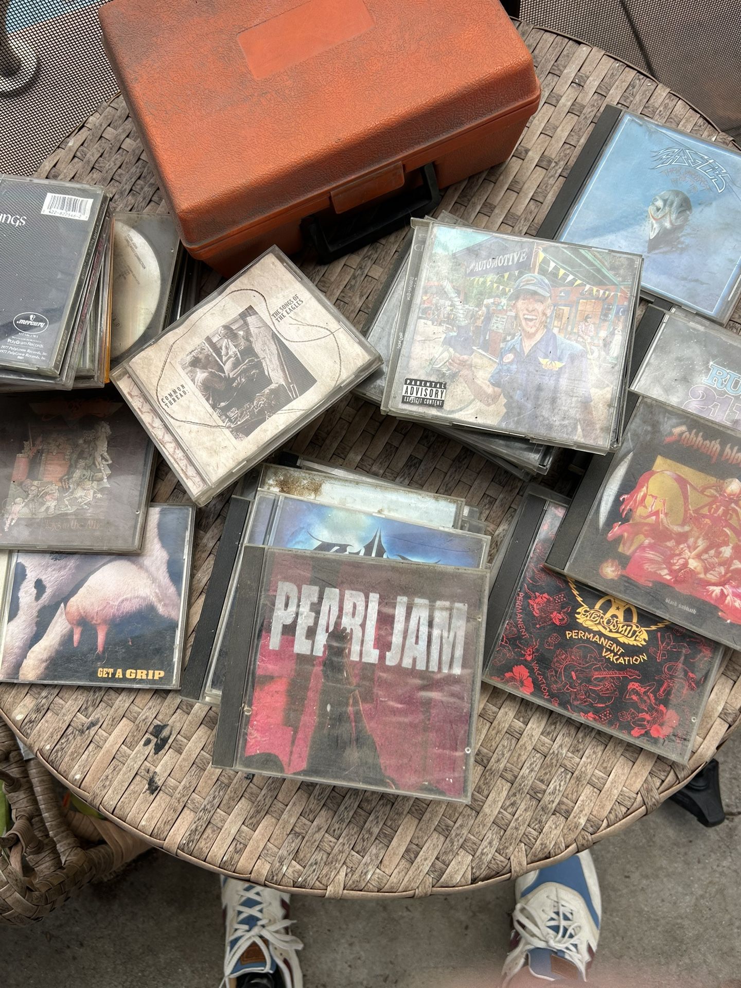 Assorted Cds