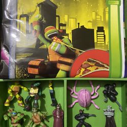 Teenage Mutant Ninja Turtle Book With Board Game