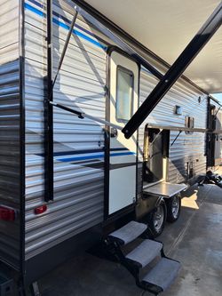 Travel trailer