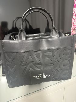 Black Marc Jacobs Monogram Medium Size 