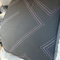 california King Size Bed Mattress Beautyrest Black Hybrid Series 2 Plush Cooling Adjustable Serta Sealy Purple Tempurpedic Saatva Avocado Casper Kluft