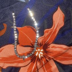 Elegant Silver Bracelet with Faceted Crystals