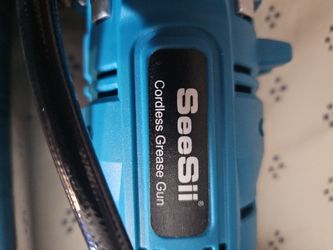 Tool Only -Seesii Cordless Grease Gun 20V (10,000+ psi) (compatible w/ Makita 18V Batteries)