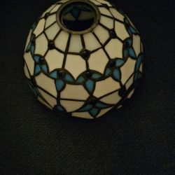 Small eight inch tiffany lamp shade