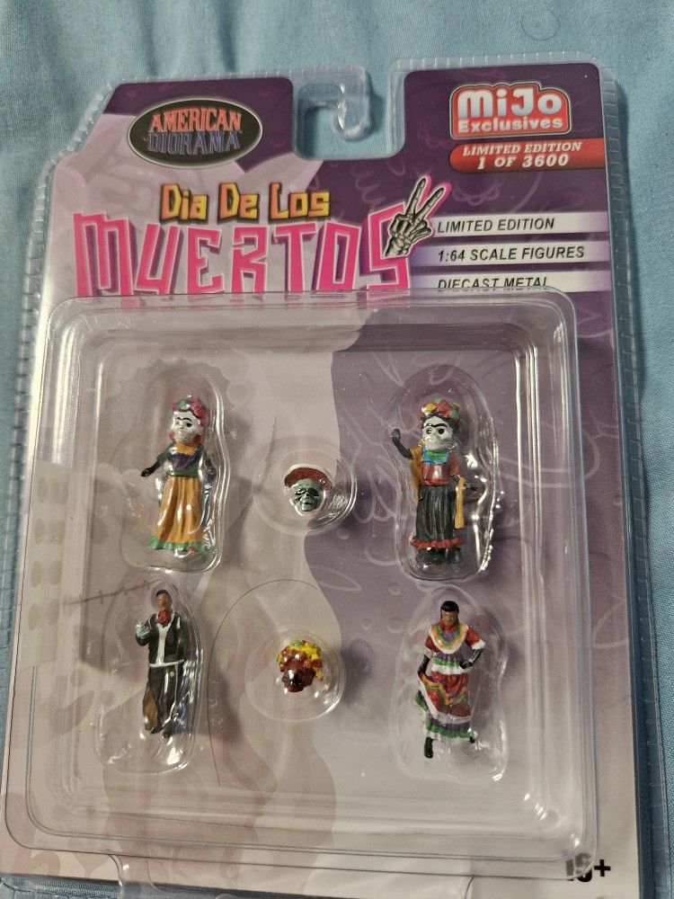American Diorama "Dia De Los Muertos" Figures