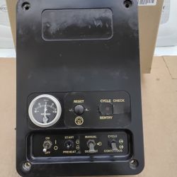 Nice Black Thermo King Controller With On Off The Frost Start Preheat And Circulate OEM Factory. 
