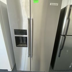 Refrigerator KitchenAid