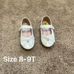 Toddler White Dress Flat Shoes Size 8-9T 
