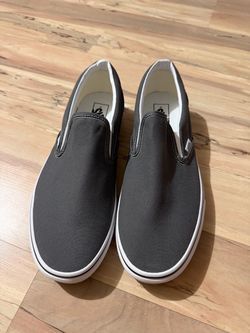 Brand New Vans Classic Slip-On Dark Gray/White Men’s Size 12