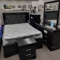 Beautiful LED Bedroom Set On Sale! Same Day Delivery ! 