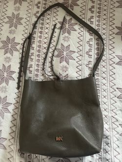 Michael Kors Junie Large Pebbled Leather Bag