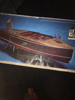 Dumas Boats #1(contact info removed) Chris-Craft Barrel Back Mahogany Runabout 1:8 - Model Ki