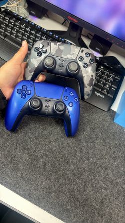 Controllers available for PlayStation 5 and Xbox