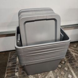 *** 18 plastic Totes ***