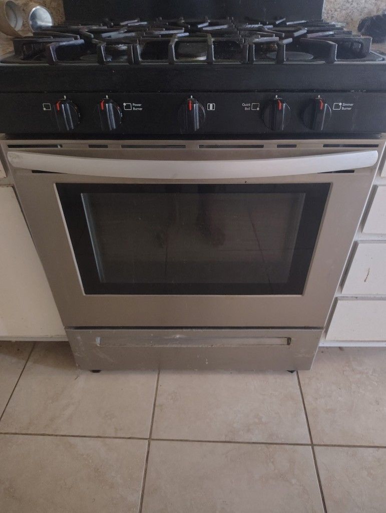 Refrigerator And Stove For Sale