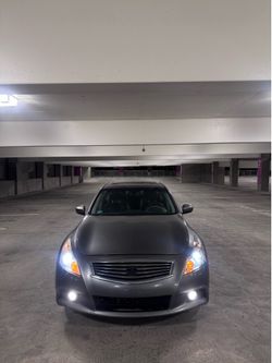 2011 Infiniti G37