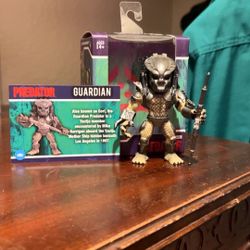 Guardian GreyScale Predator Posable Vinyl Figure