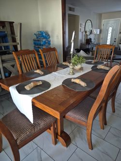Dinning table