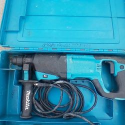 Makita HR2641 1 inch AVT Rotary Hammer