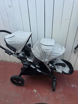 City select baby stroller. 2 seats optional