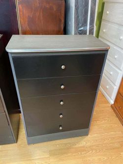 Dresser 5 drawers