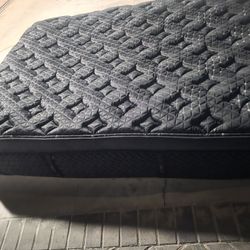 Queen Matress 