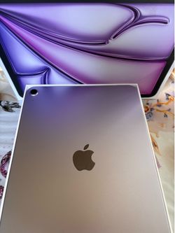 iPad Air M2 /AVAILABLE