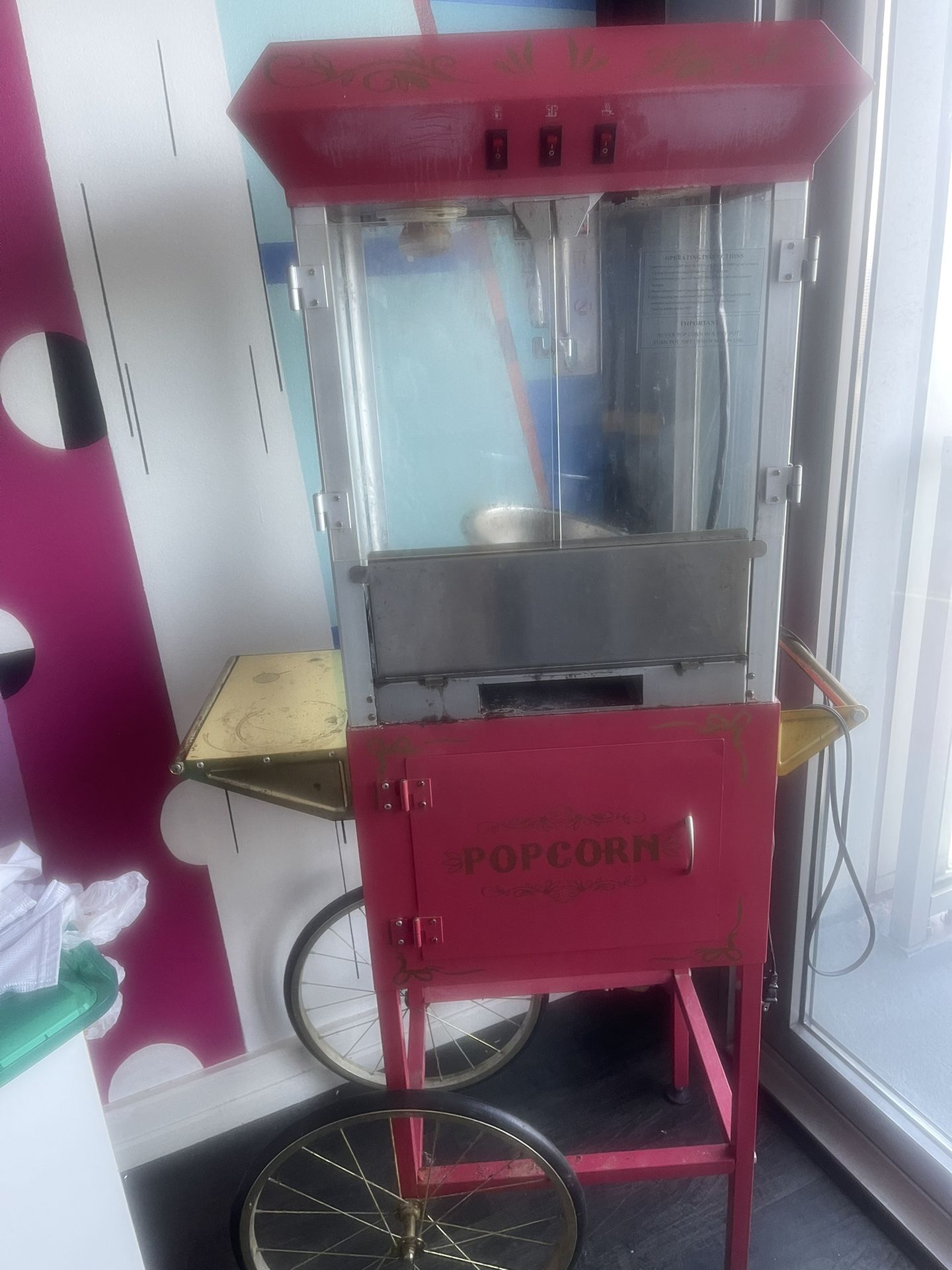 Elite Deluxe EPM-400 8-Oz. Popcorn Popper Machine with Trolley, Red