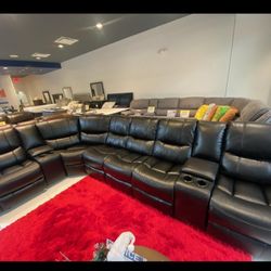 *Spring Sale Event*---Madrid Bold Black Leather Reclining Sectional Sofa---Delivery And Easy Financing Available 👏