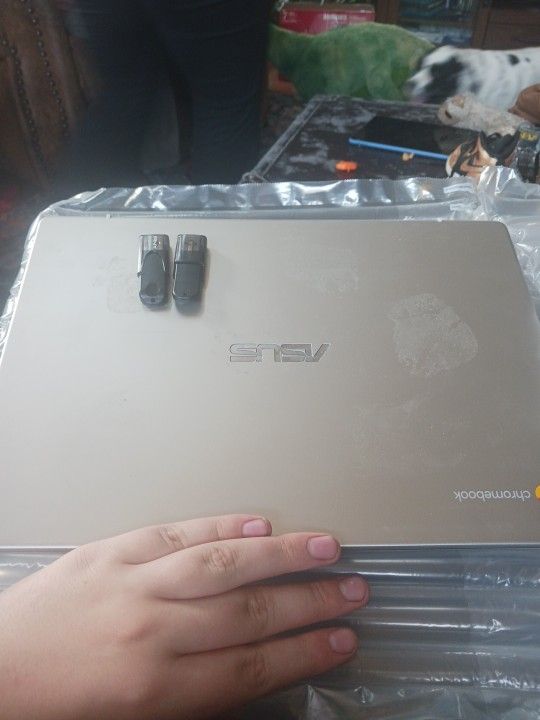 Chromebook For Sale With 2 USB