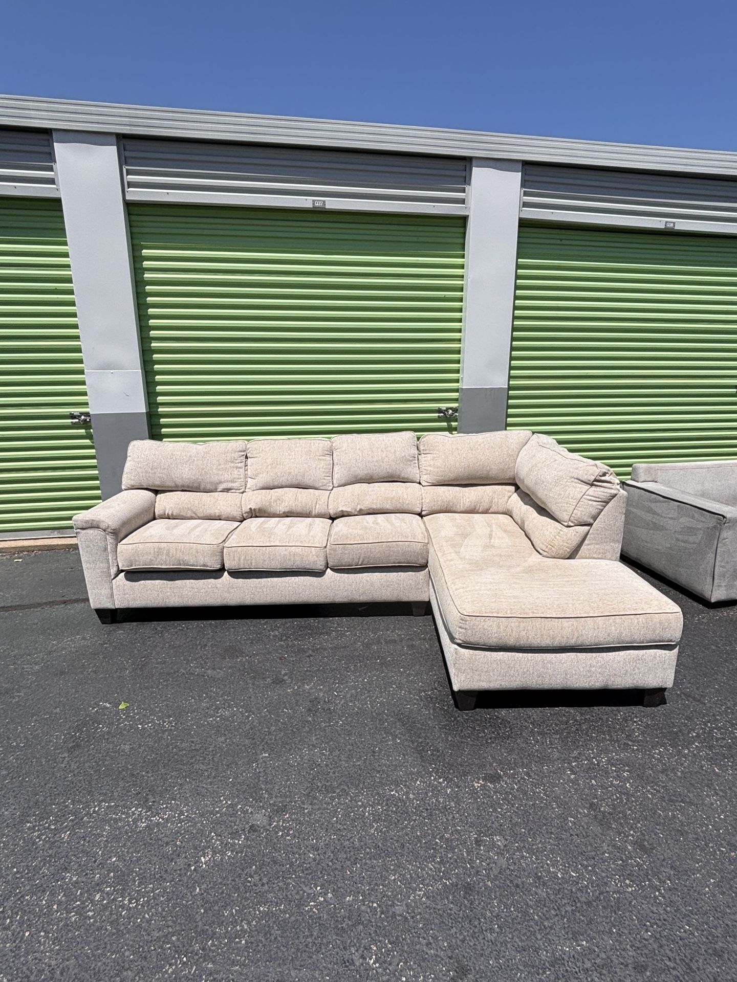 Sectional Couch 