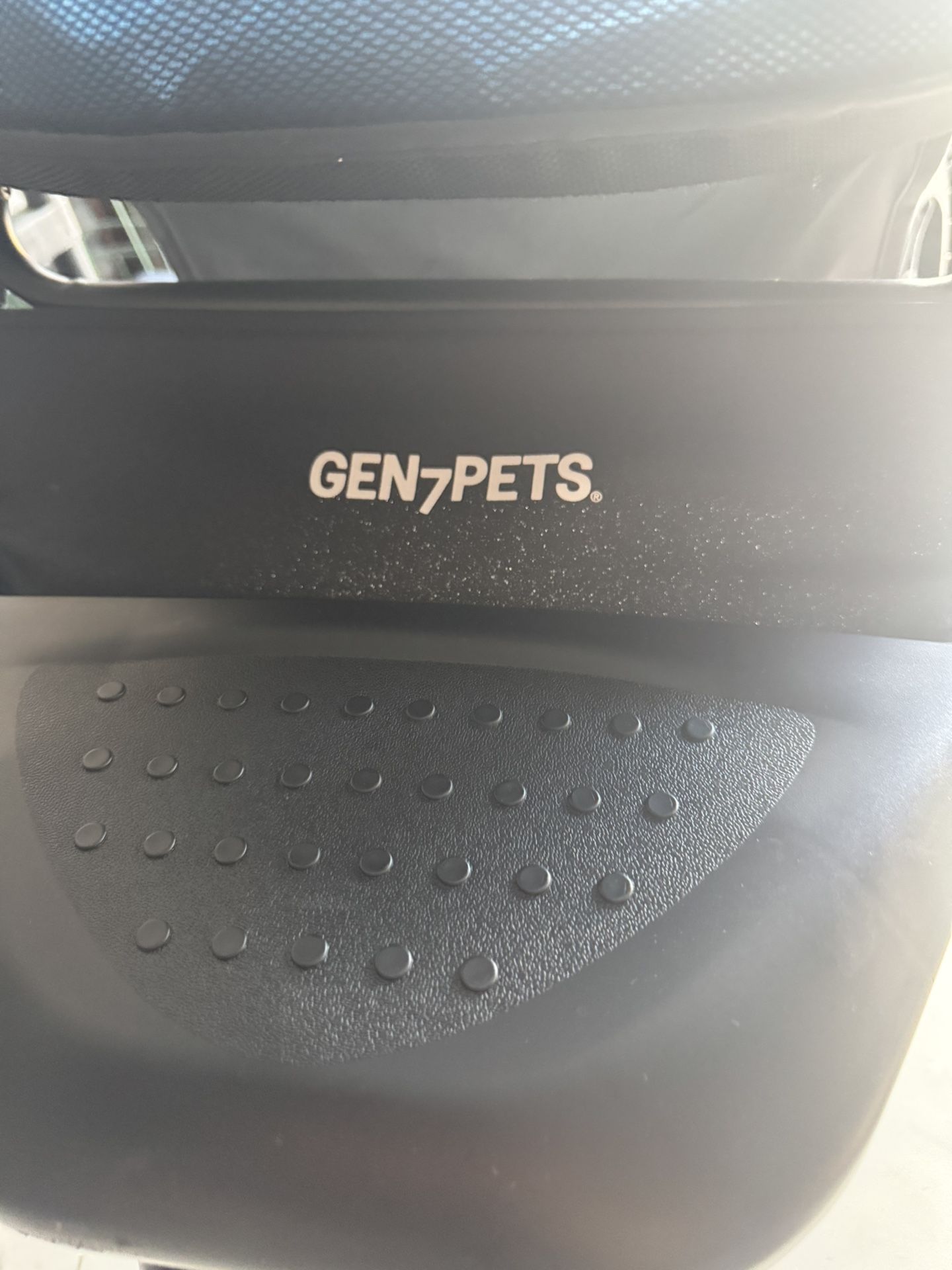 Gen7Pet
