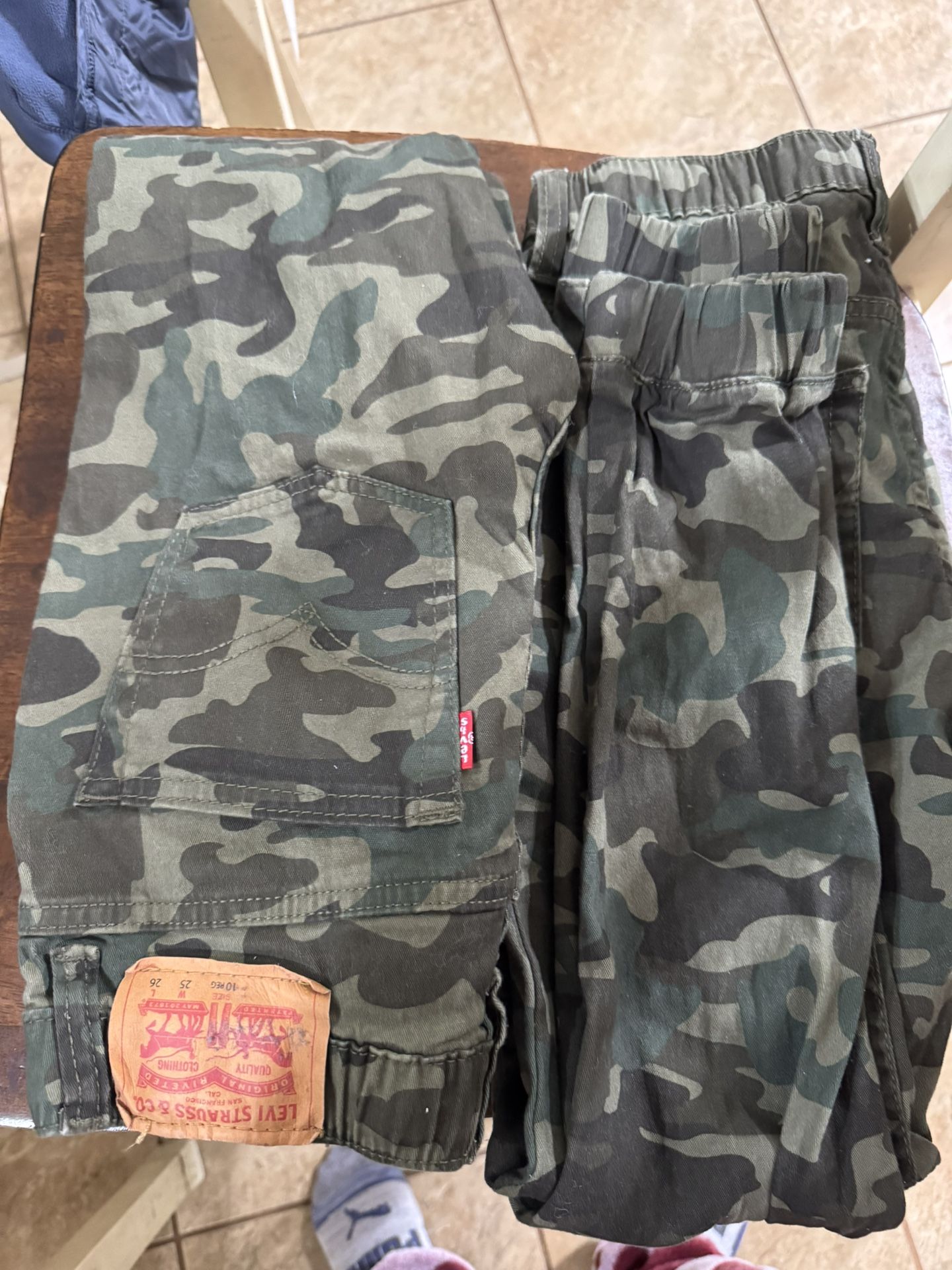 Levi Boys Pants Camo Print. Like New Size 10