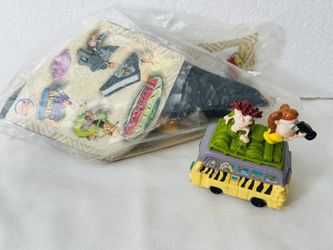 2000 vintage Burger King Wild Thornberries 2 pieces