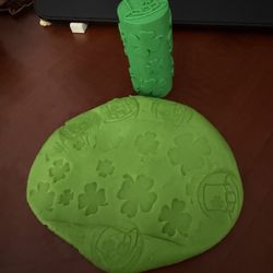 St.Patrick play dough roller