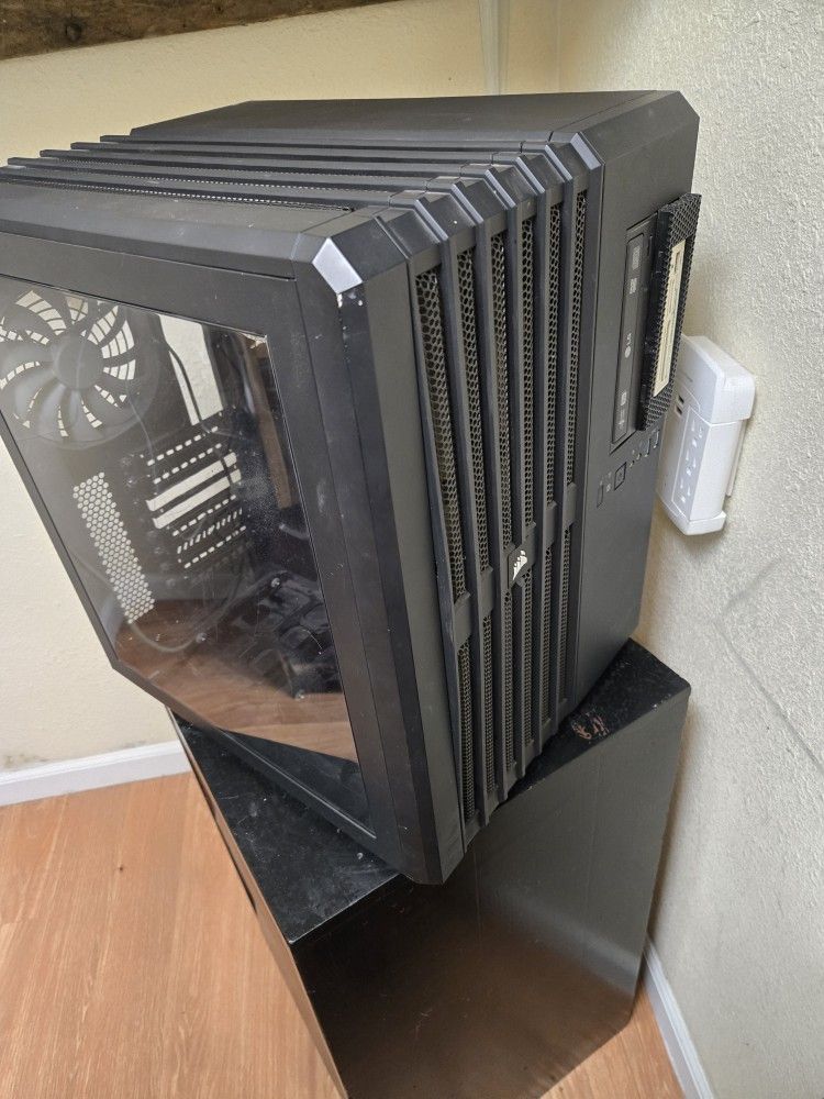 Corsair Cube Computer Case