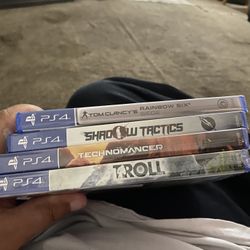 PS4