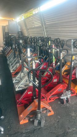 Pallet jacks