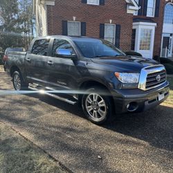 Toyota Tundra Platinum 