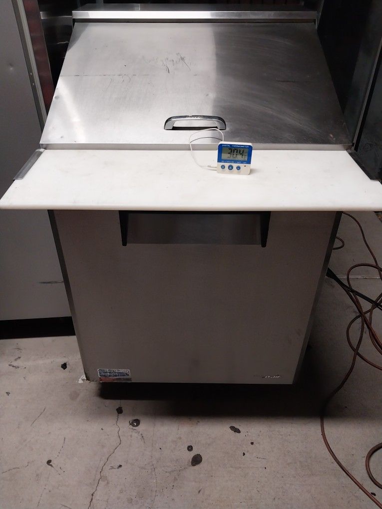 Commercial Prep Sandwich Table 27"w